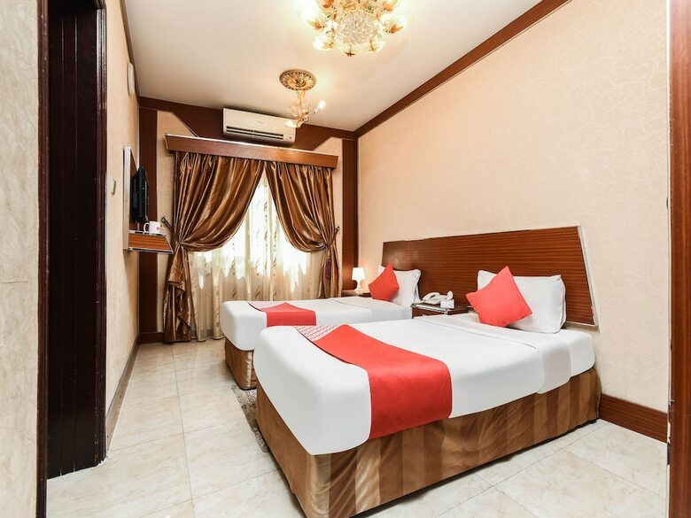 Oyo 180 Evin Hotel