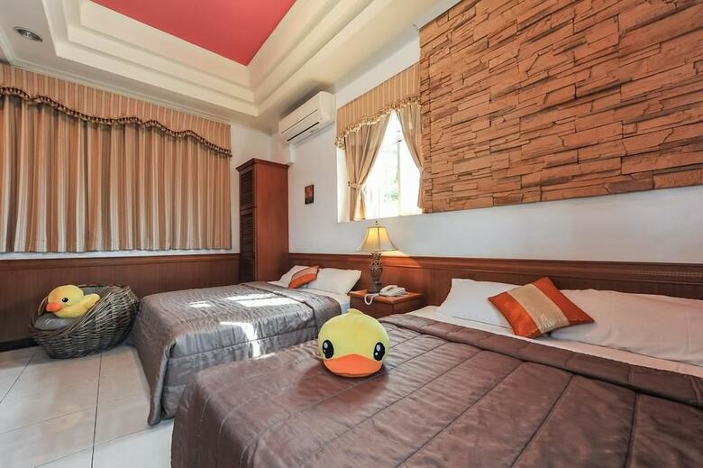 Bed & Breakfast Happiness