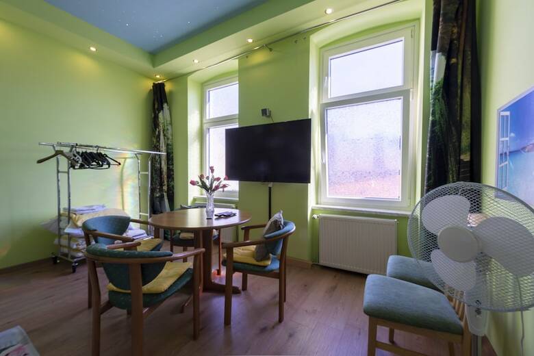 Fanaa Apartment