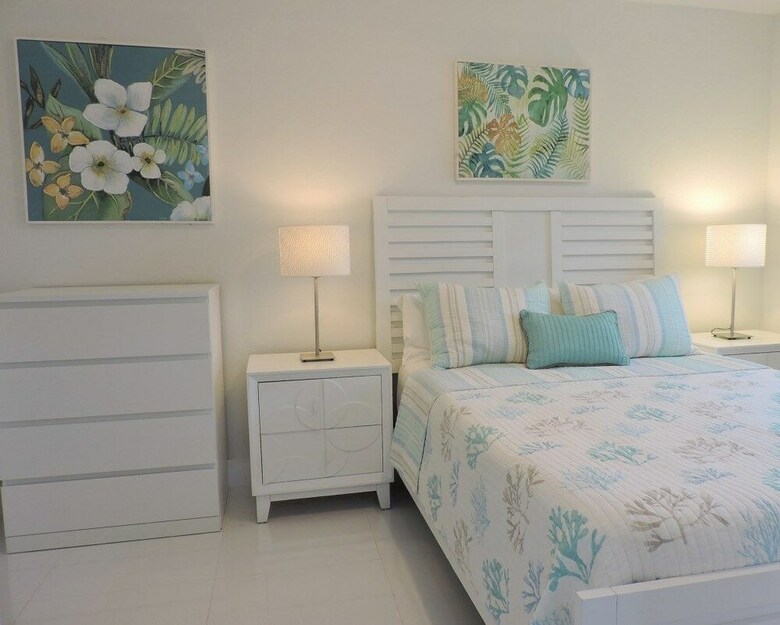 Casa Blanca 5/4 For 10 Guests Heated Pool, All New