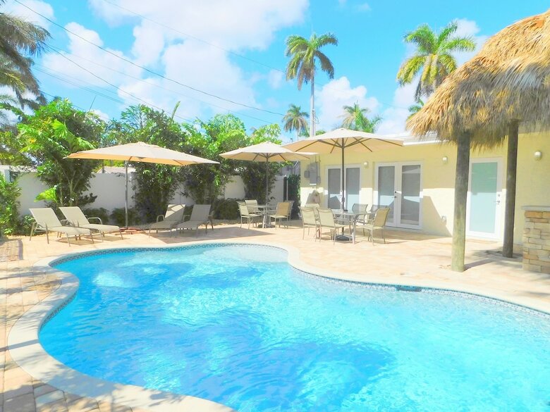 Casa Blanca 5/4 For 10 Guests Heated Pool, All New