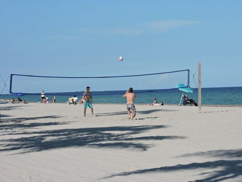 Casa Casino 3/3 For 8 Heated Pool Beaches 1 Mi