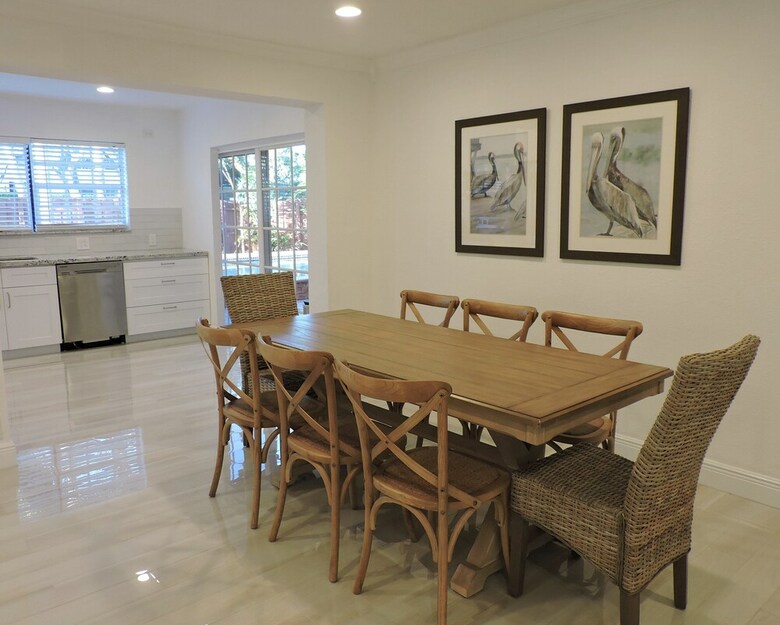 Las Brisas 5/3 For10 Guests Heated Pool Beach 1 Mi