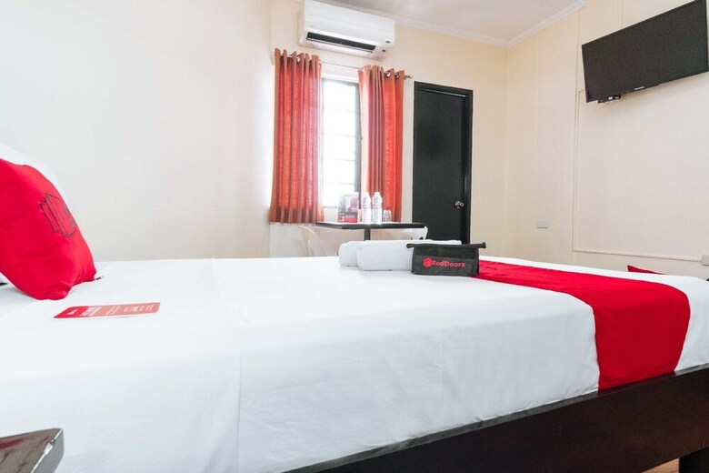 Hotel Reddoorz @ Vito Cruz Extension