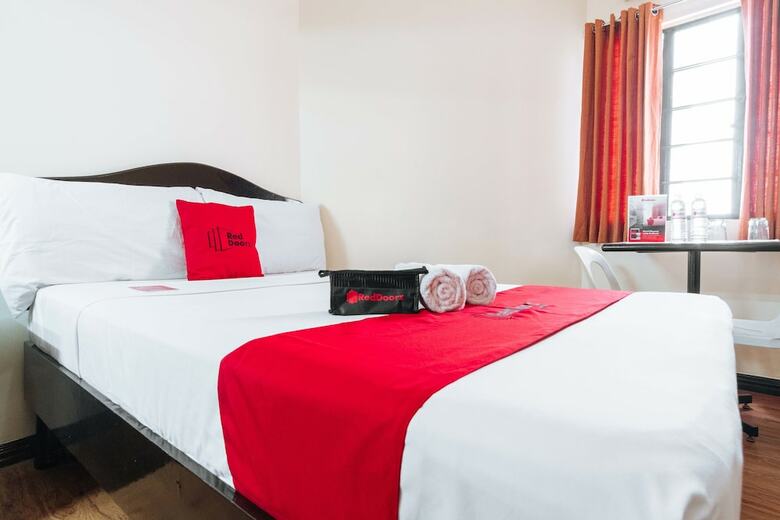 Hotel Reddoorz @ Vito Cruz Extension