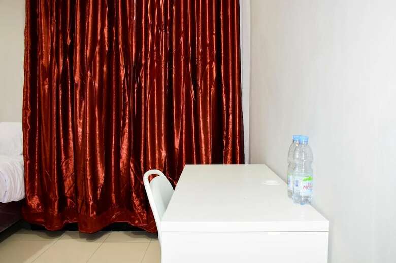 Hotel Reddoorz Plus Near Mall Kelapa Gading