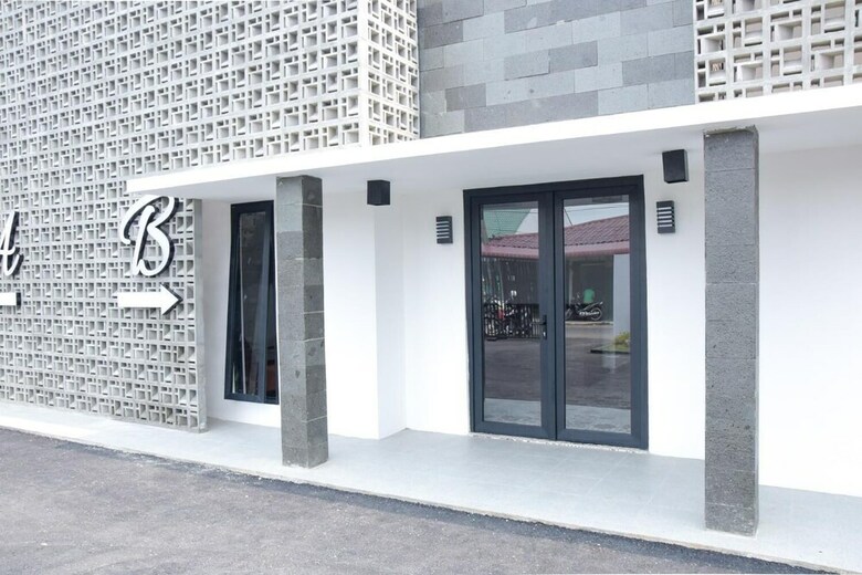 Hotel Reddoorz Plus Near Unimed Medan