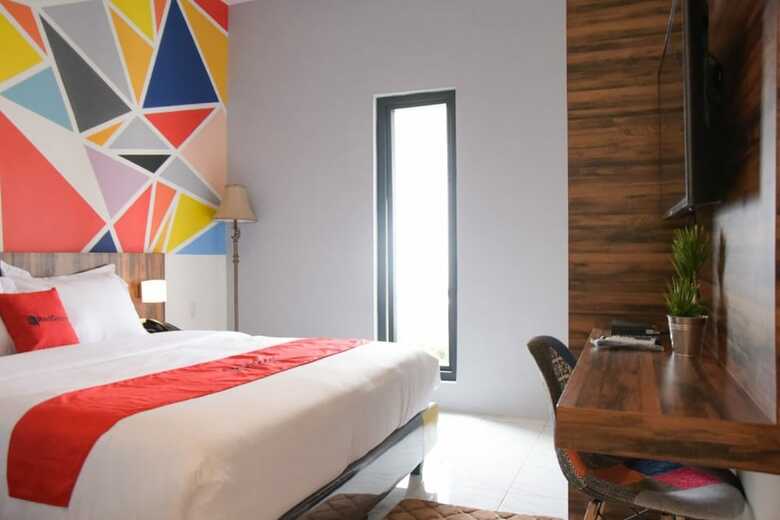 Hotel Reddoorz Plus Near Unimed Medan