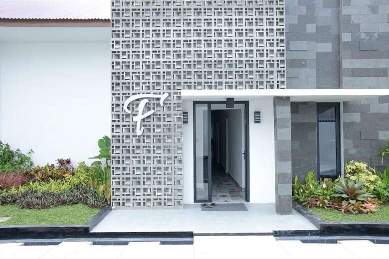 Hotel Reddoorz Plus Near Unimed Medan