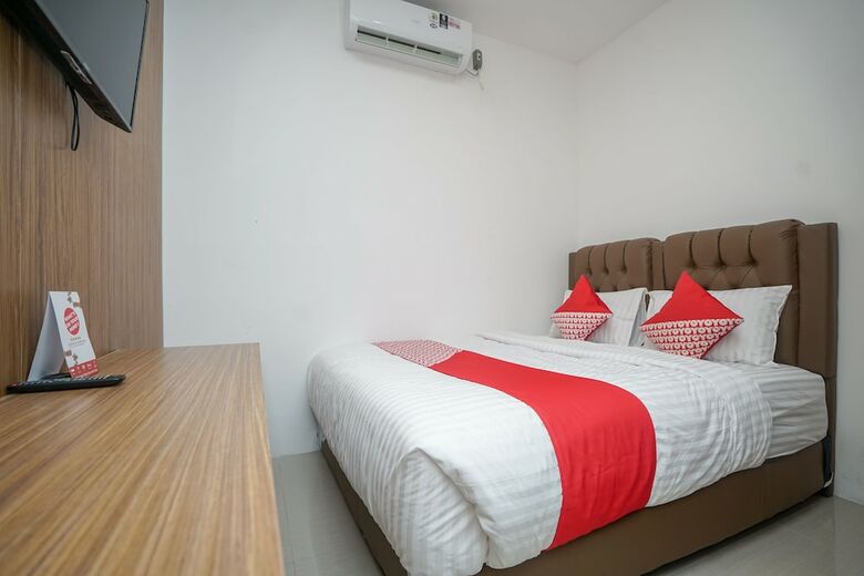 Hotel Oyo 343 Lawang15 Syariah