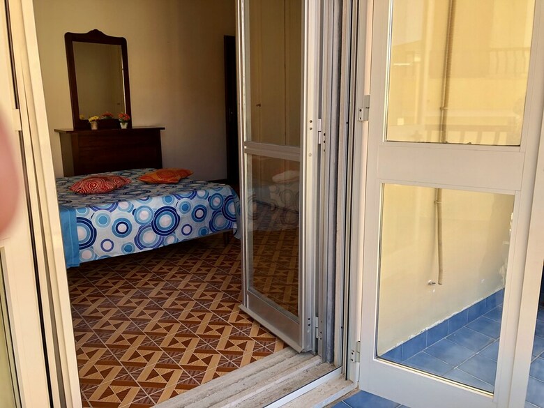 Martina Apartment Mare