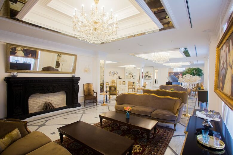 Hotel Sapphire Zagulba