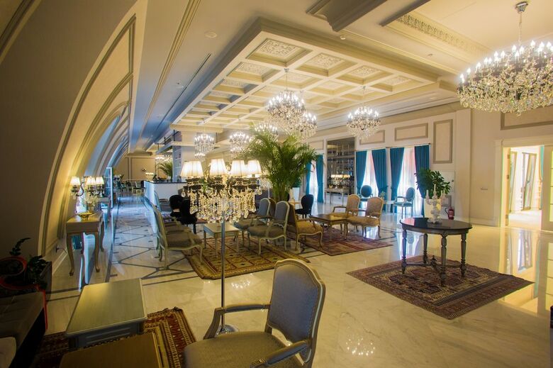 Hotel Sapphire Zagulba
