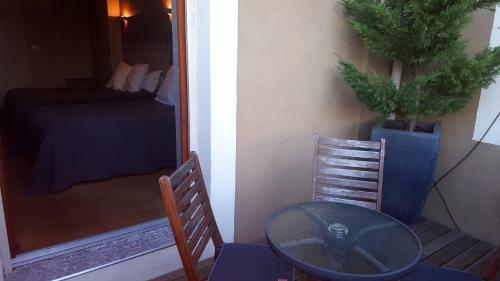 Monhotel