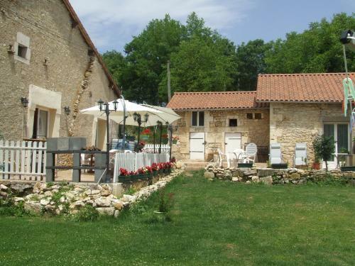 Bed & Breakfast Chambres D'h�tes La Pombolaise