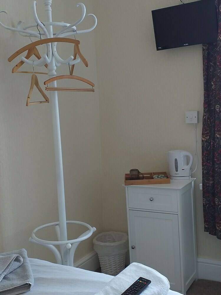Bed & Breakfast The Clevedon Hotel