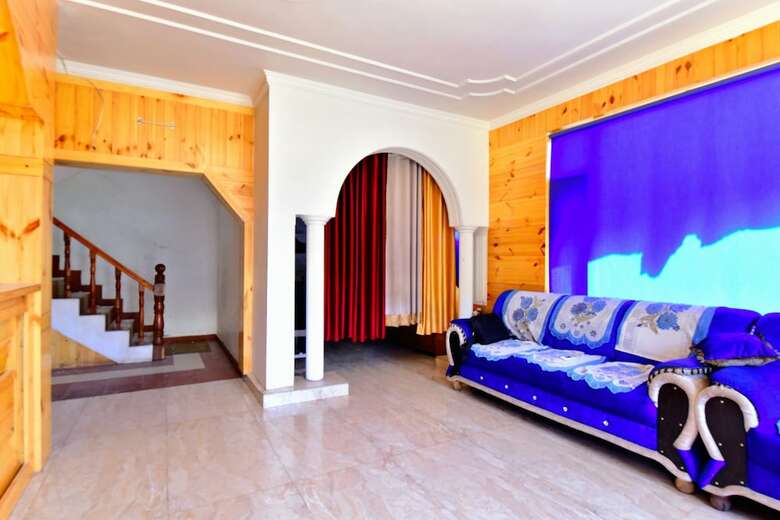 Hotel Oyo 36116 Chatanya Resort