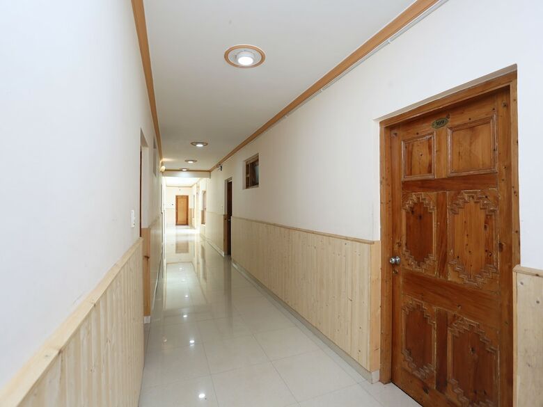 Hotel Oyo 36966 Pal Guest Housr