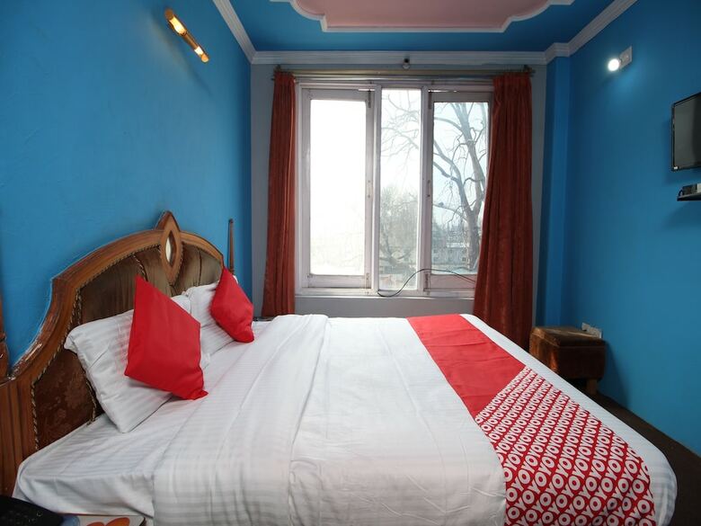 Oyo 29553 Hotel Essar