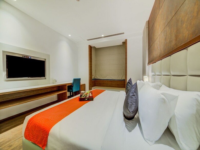 Hotel Collection O 30094 Behind Tivoli Chhatarpur