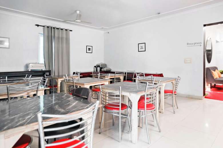 Hotel Silverkey Executive Stays 30271 Shoprix Mall Sector 61