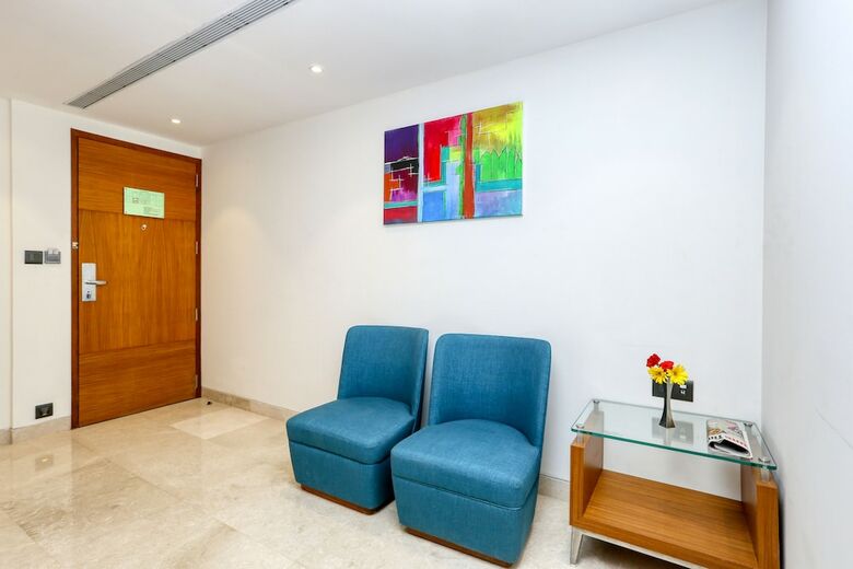 7 Apple Hotel - Viman Nagar Pune