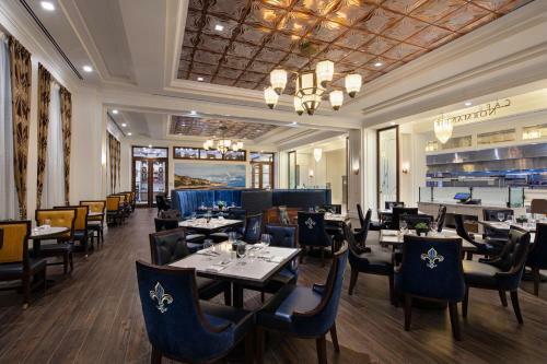 The Higgins Hotel New Orleans, Curio Collection By Hilton