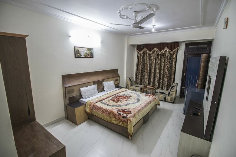 Hotel Sapphire