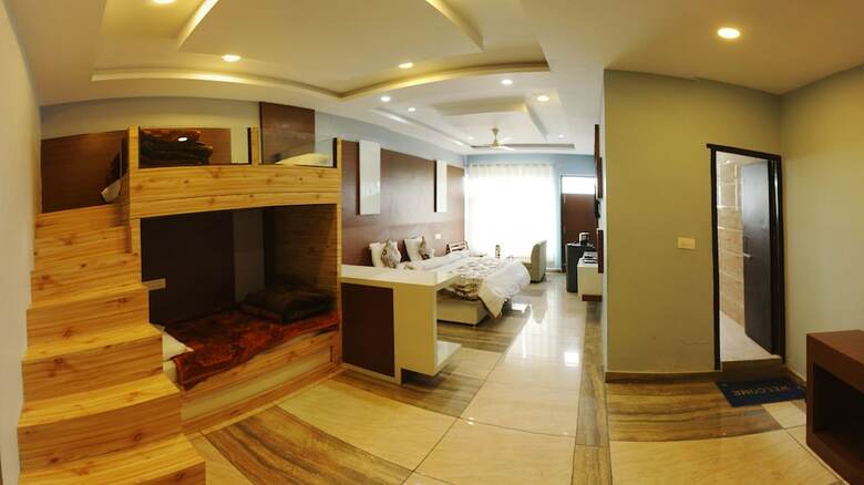 Hotel Sapphire