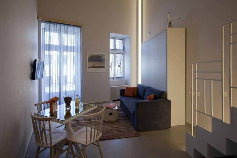 Aparthotel Dimi Luxurious Suites