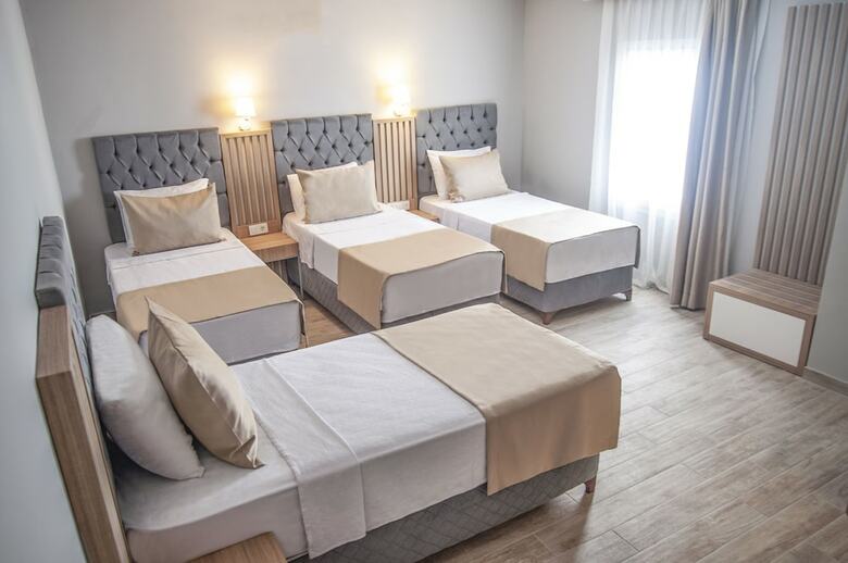 Sky Star Hotel - Bed & Breakfast