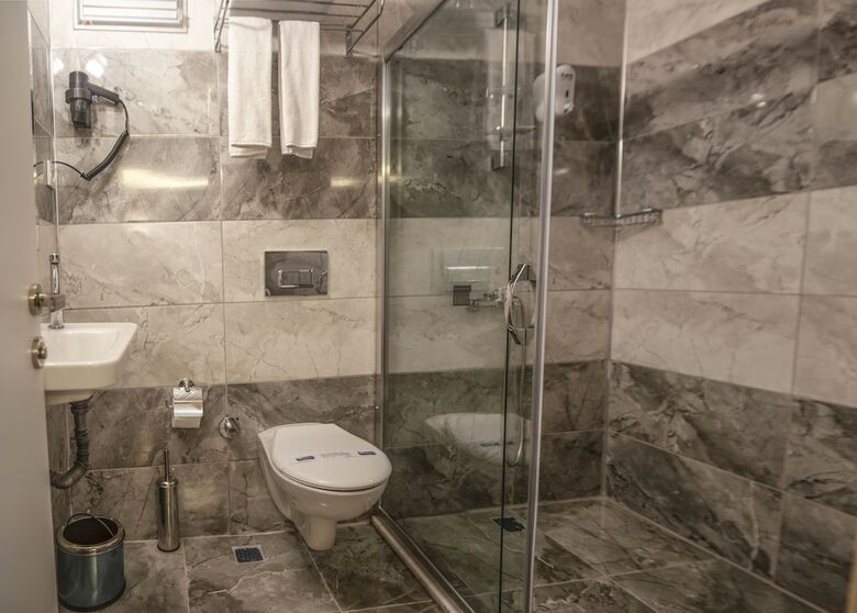 Sky Star Hotel - Bed & Breakfast