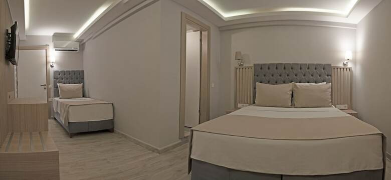 Sky Star Hotel - Bed & Breakfast