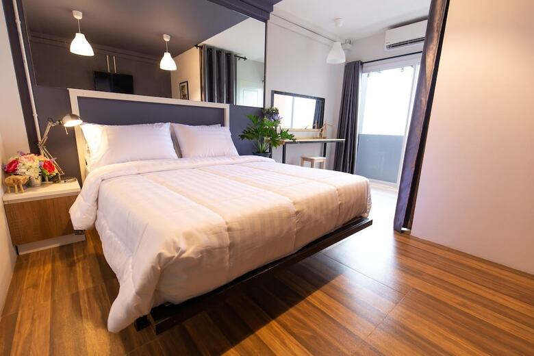 Hotel Mango 10 House