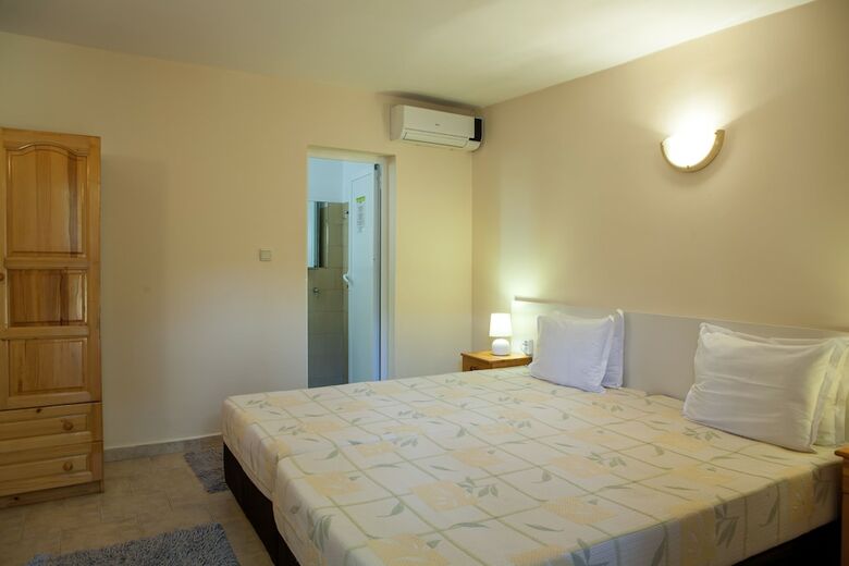 Hotel Lotus