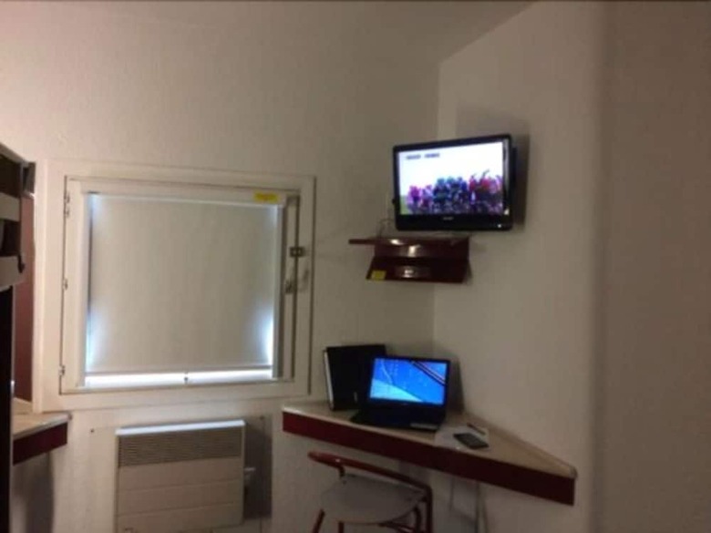 Hotel Thania