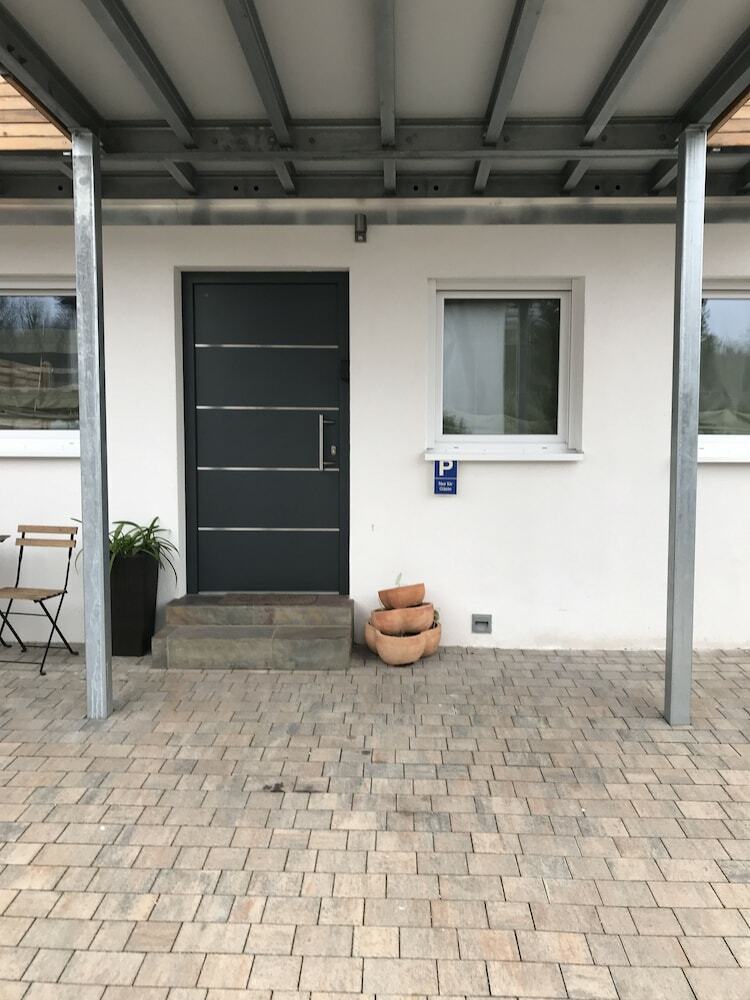 Sch�n Apartments