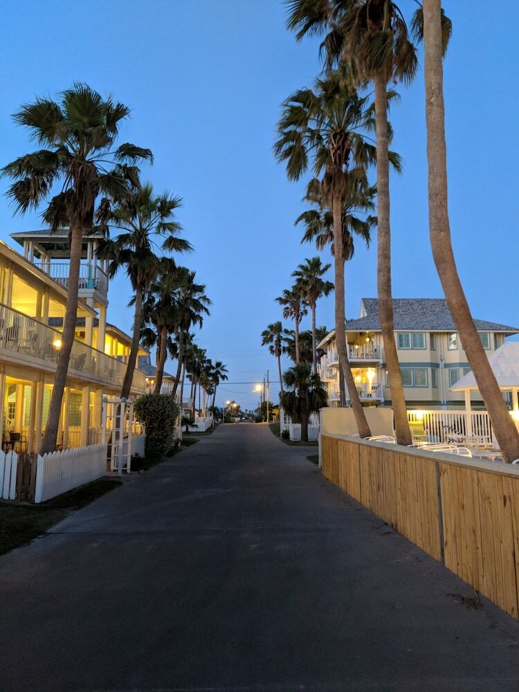 Hotel Seashell Village Resort