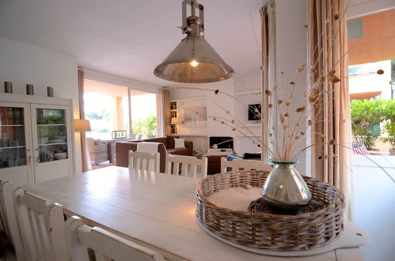 Apartamentos Puig Sa Guilla
