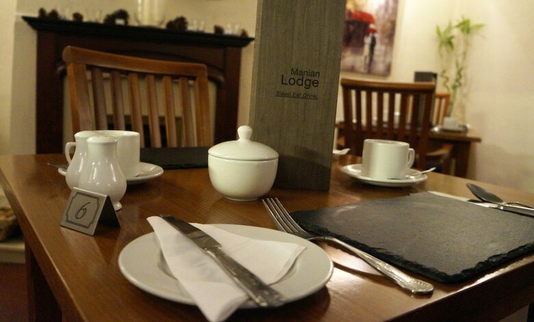 Hotel Manian Lodge