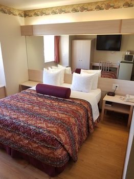 Hotel River Canyon Lodge
