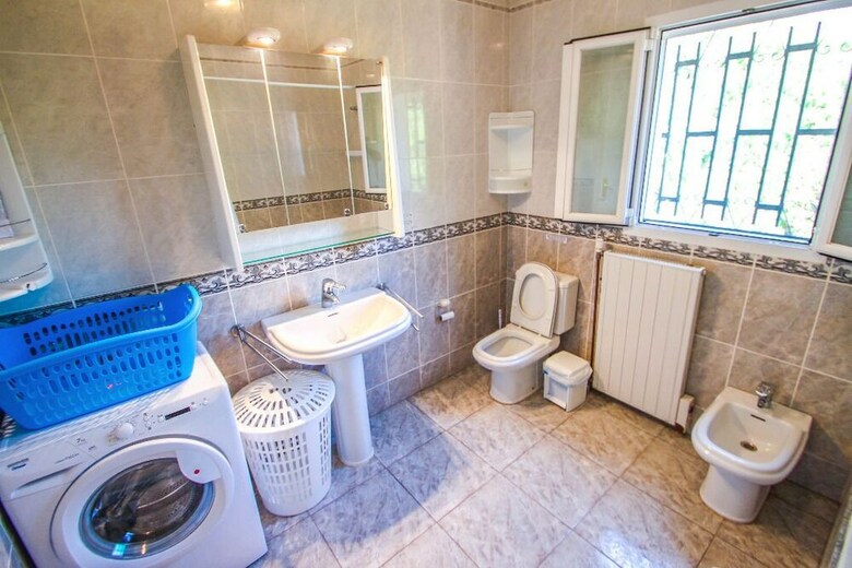 Bal-30e - Traditionally Furnished Villa In Benissa