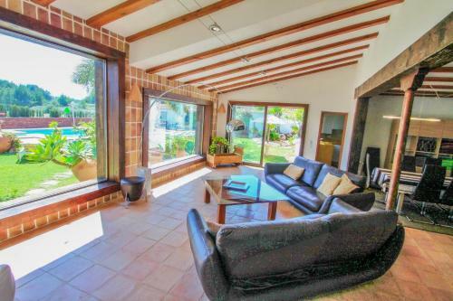 Finca La Coma - Modern, Well-equipped Villa With Private Pool In Benissa