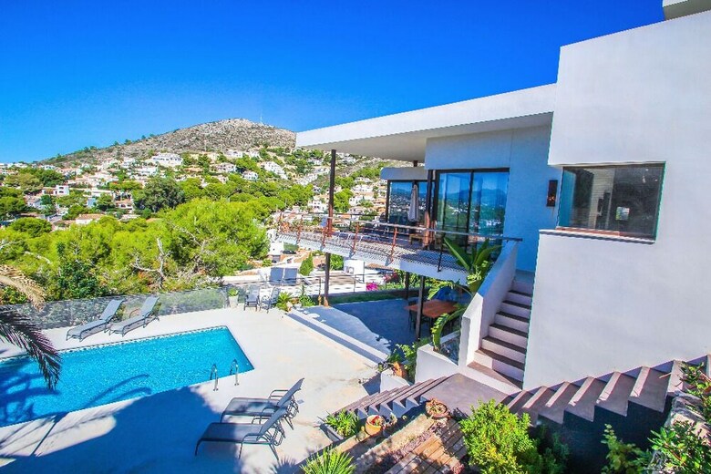 Villa Laja - Panoramic Hillside Holiday House In Moraira