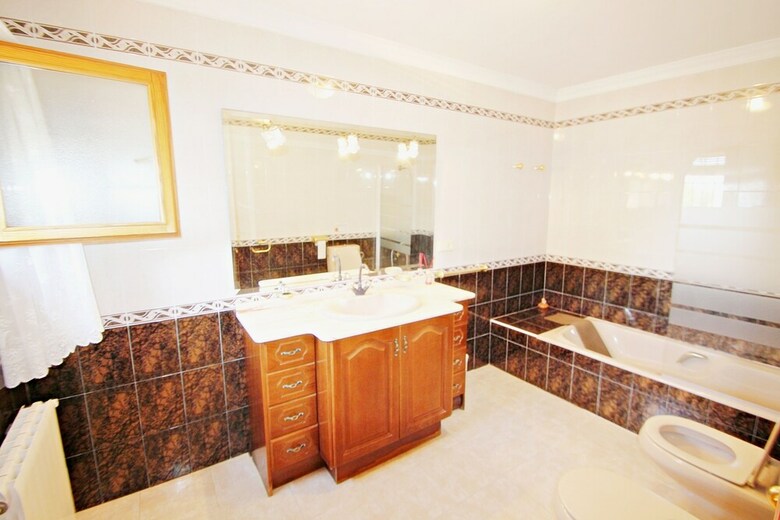 Mar de China - Modern, Well-equipped Villa With Private Pool In Moraira