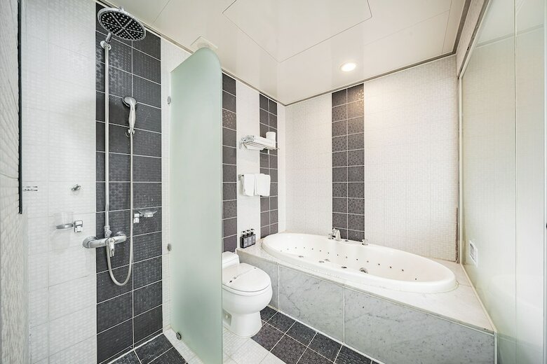 Incheon Prince Tourist Hotel
