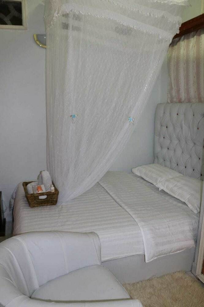 Aparthotel Sundown Hotels And Apartments Millimani