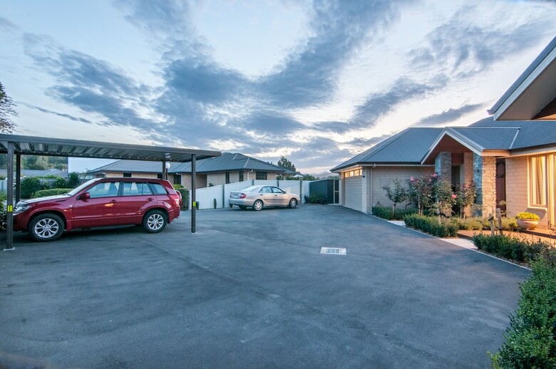 Tawny Hills B&B