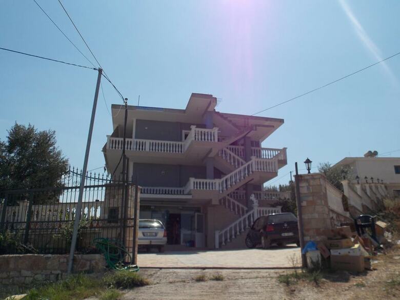 Duraj Apartment