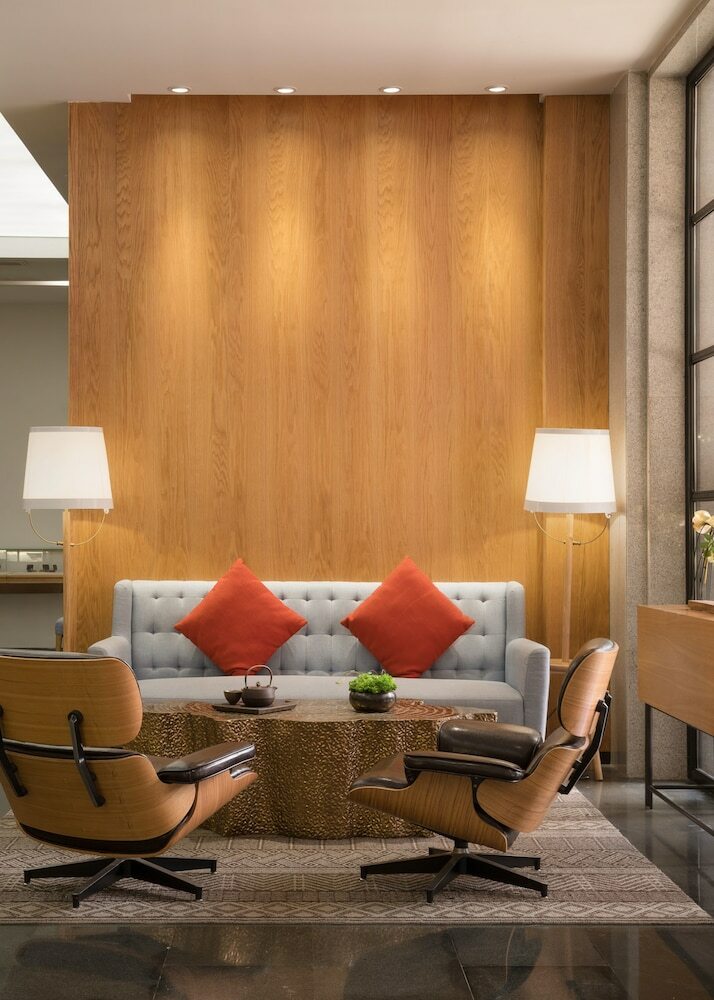 Qi Hotel